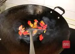 Illustration of how to stir-fry Chinese yam in vinegar 3