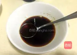 Illustration of how to make lettuce with oyster sauce 7