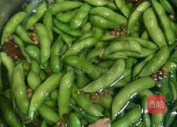 Boiled edamame - Illustration of how to make green soybeans without changing color 5