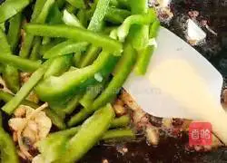 Illustration of how to make dried lotus root strips 9