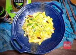 Illustration of how to make spicy cabbage 9