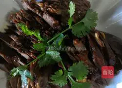 Illustration of braised pig tongue 5