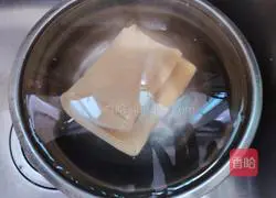 Illustration of how to stir-fry thousands of green peppers 5