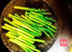 Illustration of how to make cold asparagus 3