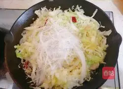 How to make cabbage vermicelli Illustration 6