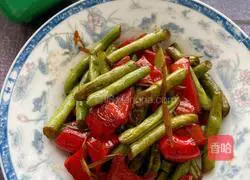 Sauteed red pepper and long beans Illustration of practice 13