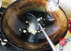 Illustration of how to make garlic cabbage 4