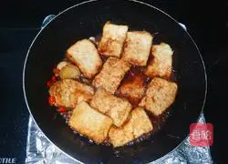 Illustration of how to make Guotai Tofu 6