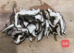 Illustration of how to make cold vegetables and mushrooms 12