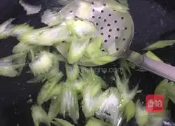 Huaishan fried fungus recipe 9