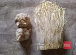 Illustration of how to make cold garlic mushrooms 1