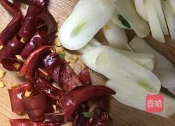 Illustration of how to make hot pepper and rapeseed 4