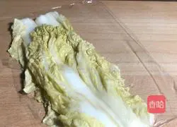 Illustration of how to make pickled pepper and cabbage 6