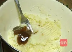 Illustration of how to make broccoli mashed potato Christmas tree 5