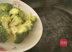 Illustration of how to make a flowering tree 4