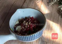 Illustration of how to make preserved egg tofu 3