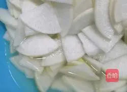 Illustration of how to make pickled radish, an appetizer that must be eaten all year round 3