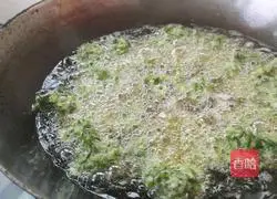 Illustration of how to make fried vegetarian meatballs 5