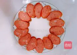 Red Sausage Cold Peanuts Illustration of how to do it 3