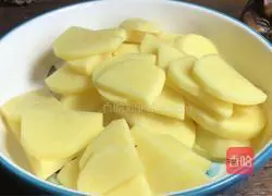 Illustration of how to make green water and green mountains 1