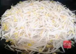 Illustration of how to make cold green leek sprouts 5