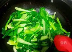 Illustration of how to cook mushrooms and vegetables 8