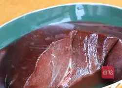Illustration of how to make cold pork liver 1