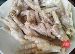 Illustration of Spicy Braised Chicken Feet 7