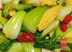 Illustration of how to stir-fry corn shoots and sea greens 11