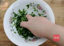 Illustration of how to make fried rice cakes with radish tassels 6