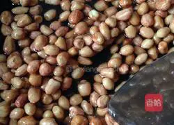 Illustration of how to make salt and pepper peanuts 2