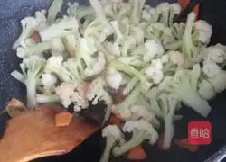 Vegetarian fried cauliflower recipe 3