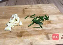 Chili peppers Illustration of how to make fried sweet potato stems 3