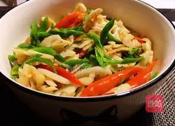 Illustration of how to make green pepper and lotus root slices 7