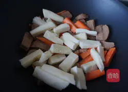 Yam stewed beef fillet (vegetarian version) Practice illustration 4