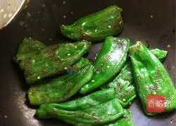 Illustration of home-cooked tiger skin green pepper 3