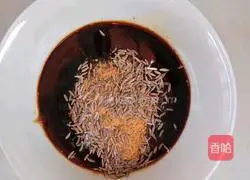 Illustration of how to make BBQ pepper and enoki mushrooms 1