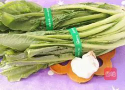 Illustration of how to make stir-fried lettuce 1