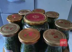 Illustration of how to make flavored chive flowers 6