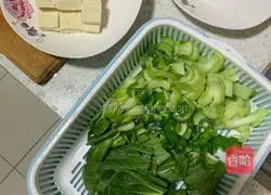 Illustration of how to make stir-fried tofu with cabbage 2