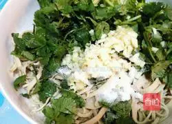 Illustration of how to make cold shredded tofu 6