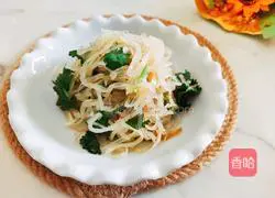 Illustration of how to make jellyfish shreds mixed with radish 7