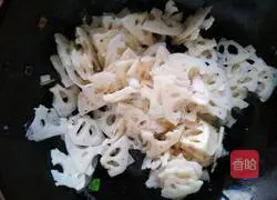 Illustration of how to make tomato and lotus root slices 3