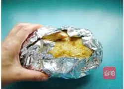 Illustration of how to make salt-baked chicken 6