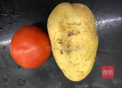 Illustration of how to make tomato and potato shreds 1