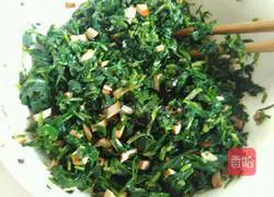 Illustration of how to mix Malantou with dried fragrant seeds 10