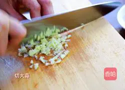 On a hot summer day, irresistible refreshment - Korean spicy shredded radish recipe 8