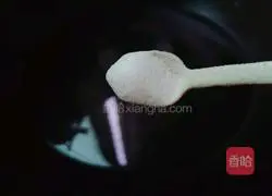 Illustration of how to make fried carrots with broccoli 7