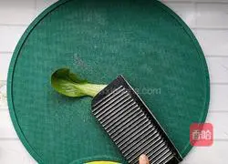 Illustration of how to make oyster sauce and rapeseed 3