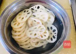 Illustration of how to make sweet and sour lotus root slices 2